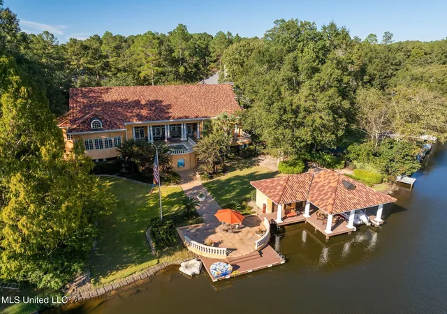 1st image of 16 Chandeleur Pt, Hattiesburg, MS 39402 | MLS# 4144115