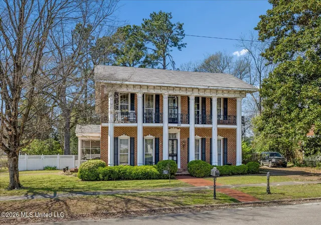 Homes for sale in Holly Springs, MS | 140 N Maury St, Holly Springs, MS 38635 | MLS# 4143109