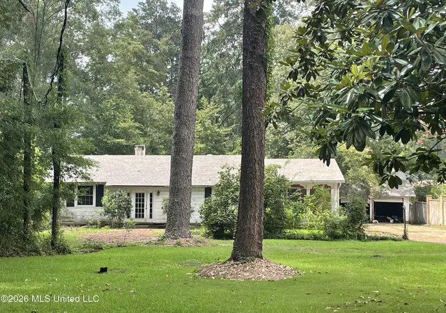 Homes for sale in Brookhaven, MS | 425 Natchez Ave, Brookhaven, MS 39601 | MLS# 4143362