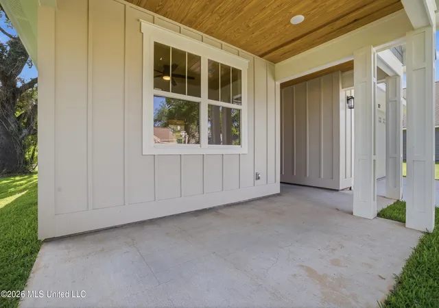 Photo 4 of Single family home for sale at 127 Iberville Dr, Biloxi, MS 39531 | MLS# 4152404 | Listing updated on 2026-09-15