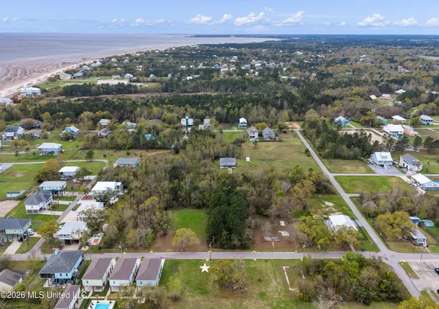 4th image of 206 St Joseph St, Waveland, MS 39576 | MLS# 4143182