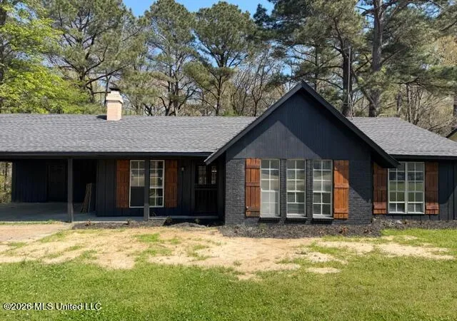 Photo 3 of Single family home for sale at 144 Thousand Oaks Cir, Jackson, MS 39212 | MLS# 4143290 | Listing updated on 2026-05-13