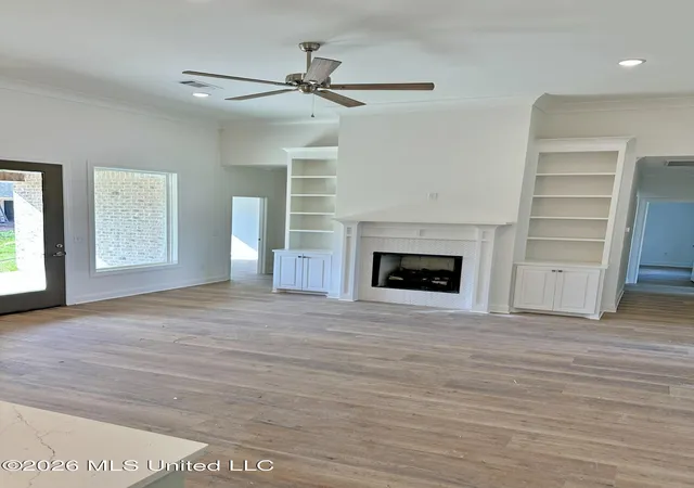 Photo 3 of Single family home for sale at 302 Tremont Dr, Florence, MS 39073 | MLS# 4143539 | Listing updated on 2026-09-14