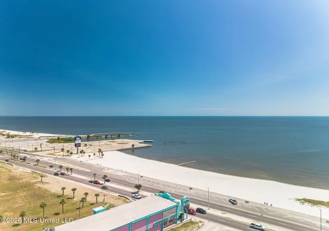 Homes for sale in Biloxi, MS | 2046 Beach Blvd, Biloxi, MS 39531 | MLS# 4143327