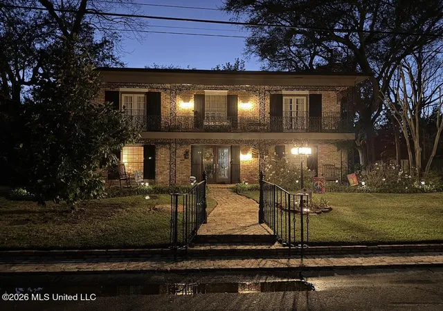3rd image of 807 Del Sud Dr, Pascagoula, MS 39581 | MLS# 4143356