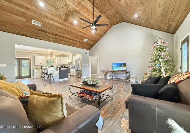 Photo 3 of Single family home for sale at 6992 N Highway 43, Poplarville, MS 39470 | MLS# 4143619 | Listing updated on 2026-03-30