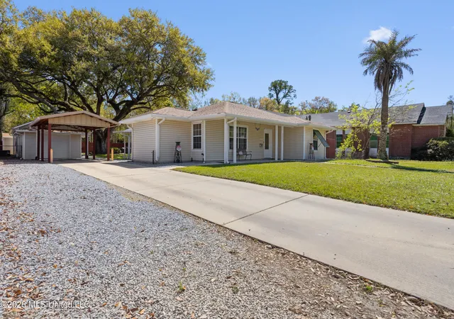 Photo 3 of Single family home for sale at 2108 23rd Avenue, Gulfport, MS 39501 | MLS# 4143989 | Listing updated on 2026-04-29