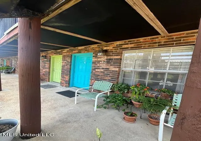 Homes for sale in Pass Christian, MS | 1550 E Second St, Pass Christian, MS 39571 | MLS# 4143426