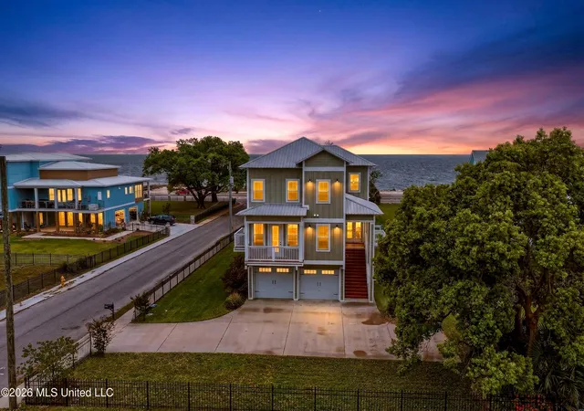 1st image of 119 Jefferson Davis Ave, Biloxi, MS 39530 | MLS# 4144801