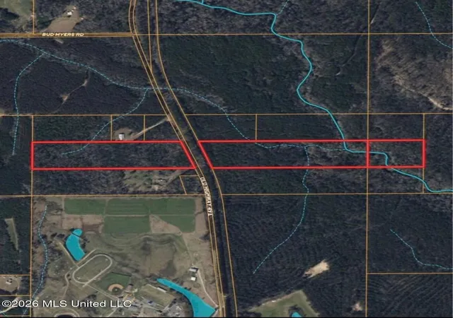 Homes for sale in Hattiesburg, MS | 347 E Old Hwy 49, Hattiesburg, MS 39401 | MLS# 4143774