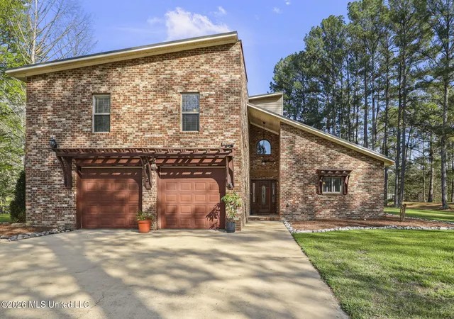Homes for sale in Florence, MS | 185 W Neal Rd, Florence, MS 39073 | MLS# 4144029