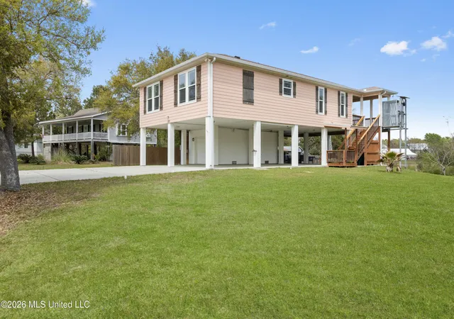 Homes for sale in Waveland, MS | 120 Mollere Dr, Waveland, MS 39576 | MLS# 4144172