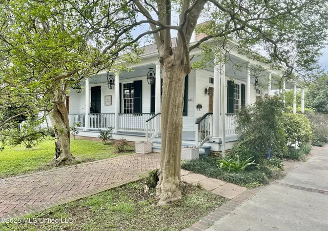 3rd image of 606 State St, Natchez, MS 39120 | MLS# 4143624
