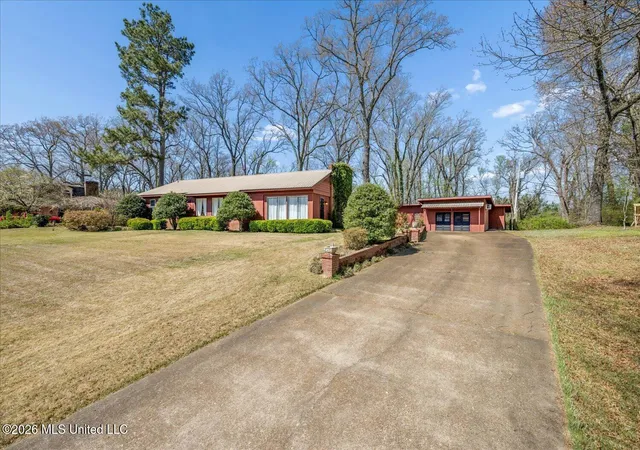 Homes for sale in Holly Springs, MS | 560 Woodland Hts, Holly Springs, MS 38635 | MLS# 4144012