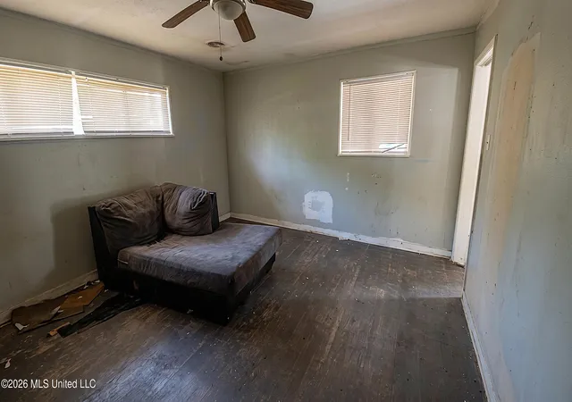 Photo 2 of Single family home for sale at 3129 Lakewood Dr, Jackson, MS 39212 | MLS# 4144192 | Listing updated on 2026-10-14