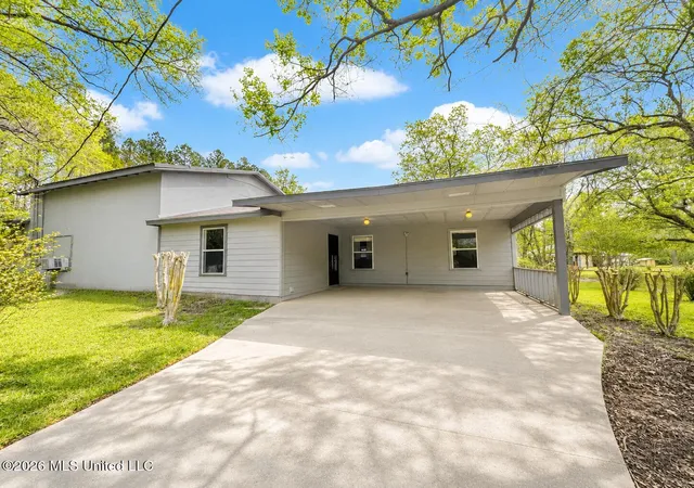 Homes for sale in Lucedale, MS | 153 Ida Miller Rd, Lucedale, MS 39452 | MLS# 4143970