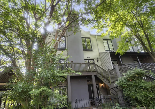 Photo 3 of Condo for sale at 1313 Roxbury Ct, Jackson, MS 39211 | MLS# 4143730 | Listing updated on 2026-03-27