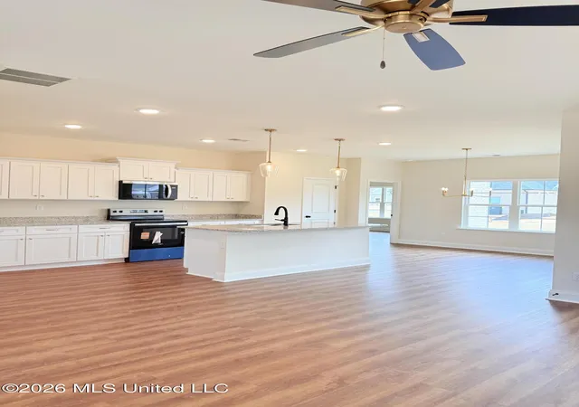 Homes for sale in Walls, MS | 6057 E River Birch Rd, Walls, MS 38680 | MLS# 4143808