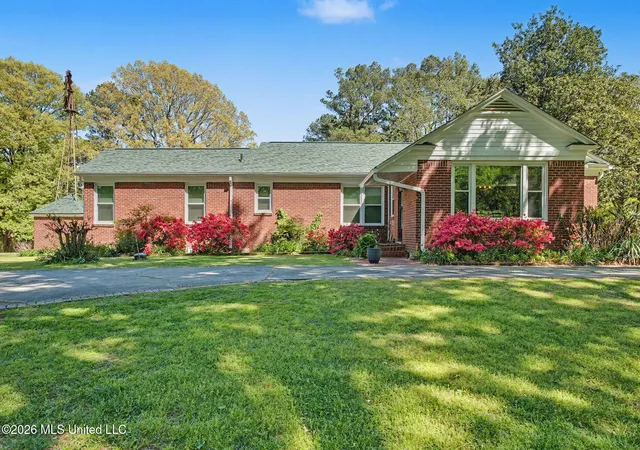 Homes for sale in Walls, MS | 9120 Old Hwy 61, Walls, MS 38680 | MLS# 4143850