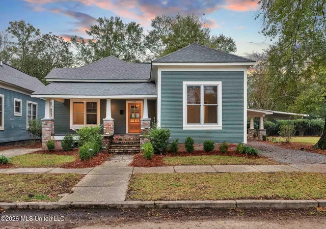Homes for sale in Hattiesburg, MS | 306 Mable St, Hattiesburg, MS 39401 | MLS# 4144069