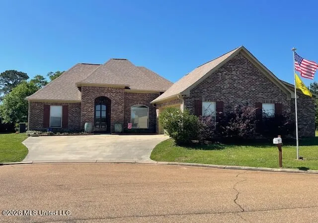 Homes for sale in Mc Comb, MS | 1018 Fairway Cvs, Mc Comb, MS 39648 | MLS# 4144909