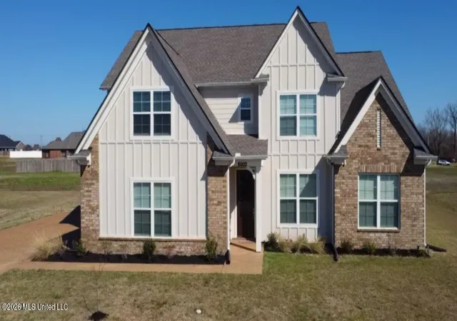 Single family home for sale at 5302 Aylesbury Ln, Olive Branch, MS 38654 | MLS# 4144549