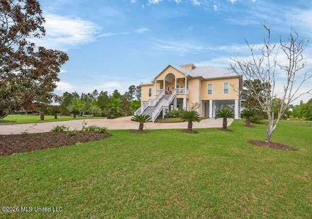 Photo 3 of Single family home for sale at 138 Hanakealoha Pl, Diamondhead, MS 39525 | MLS# 4144726 | Listing updated on 2026-04-30