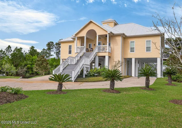 Photo 4 of Single family home for sale at 138 Hanakealoha Pl, Diamondhead, MS 39525 | MLS# 4144726 | Listing updated on 2026-04-30