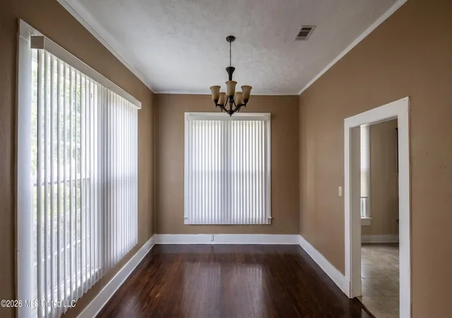 5th image of 221 E Center St, Canton, MS 39046 | MLS# 4144212