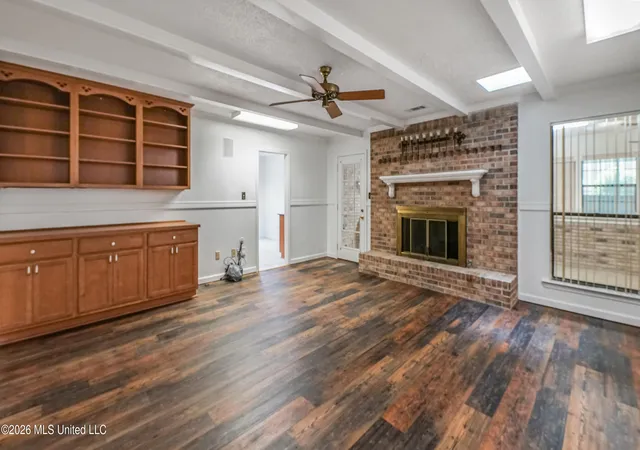 5th image of 1301 Heidenheim St, Pascagoula, MS 39581 | MLS# 4144373