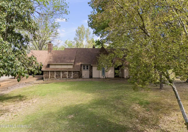 Homes for sale in Yazoo City, MS | 661 Dogwood Dr, Yazoo City, MS 39194 | MLS# 4144344