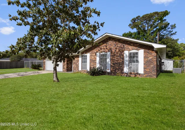 2nd image of 6105 Lancaster Blvd, Ocean Springs, MS 39564 | MLS# 4145598