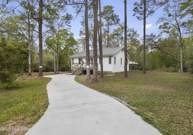 Homes for sale in Moss Point, MS | 3401 Goldenrod Ave, Moss Point, MS 39562 | MLS# 4144347