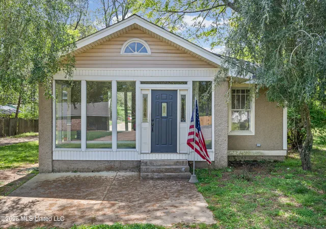 Homes for sale in Senatobia, MS | 712 Strayhorn St, Senatobia, MS 38668 | MLS# 4145452