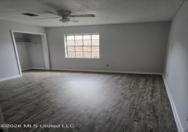 Photo 15 of Sale Pending at 2710 E Angela Cir, Gulfport, MS 39503 | MLS# 4144780 | Listing updated on 2026-09-28