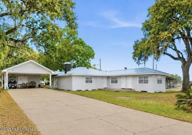 Photo 3 of Single family home for sale at 3309 Mary Walker Dr, Gautier, MS 39553 | MLS# 4144657 | Listing updated on 2026-09-18