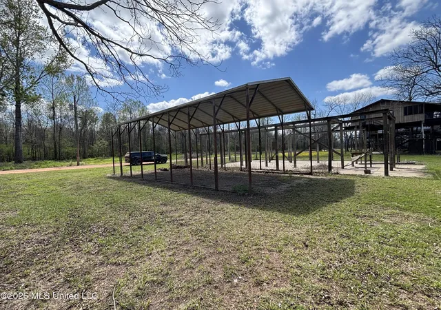Homes for sale in Woodville, MS | 6243 Lake Mary Rd, Woodville, MS 39669 | MLS# 4144737