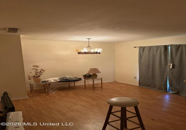 Photo 3 of Single family home for sale at 117 Delano Dr, Jackson, MS 39209 | MLS# 4144731 | Listing updated on 2026-07-27