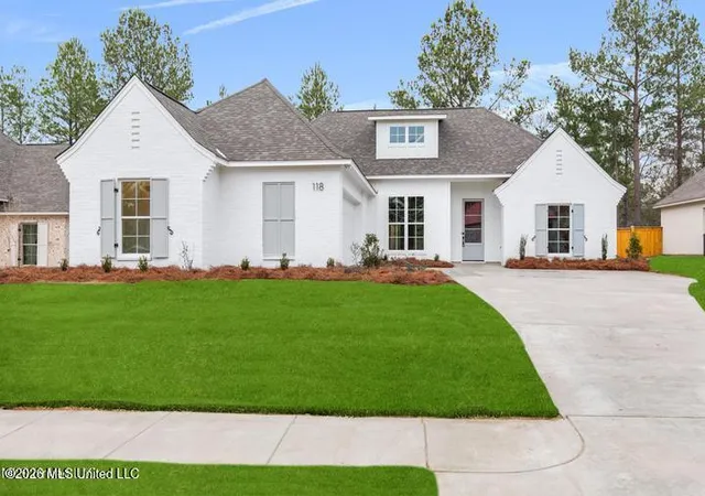 1st image of 118 Lake Crest Dr, Madison, MS 39110 | MLS# 4144630