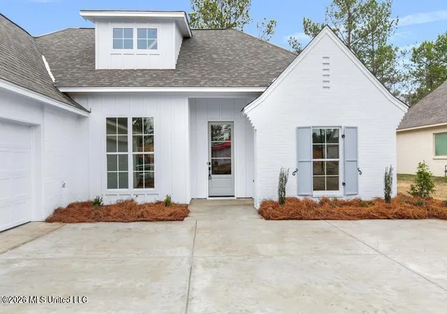 2nd image of 118 Lake Crest Dr, Madison, MS 39110 | MLS# 4144630