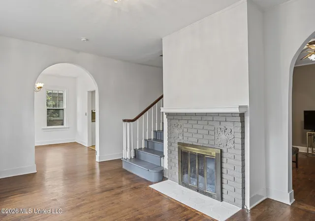 Photo 4 of Sale Pending at 2010 Laurel St, Jackson, MS 39202 | MLS# 4144500 | Listing updated on 2026-09-04