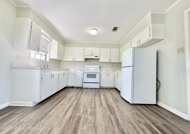 4th image of 4343 Eagle Lake Shore Rd, Vicksburg, MS 39183 | MLS# 4144517
