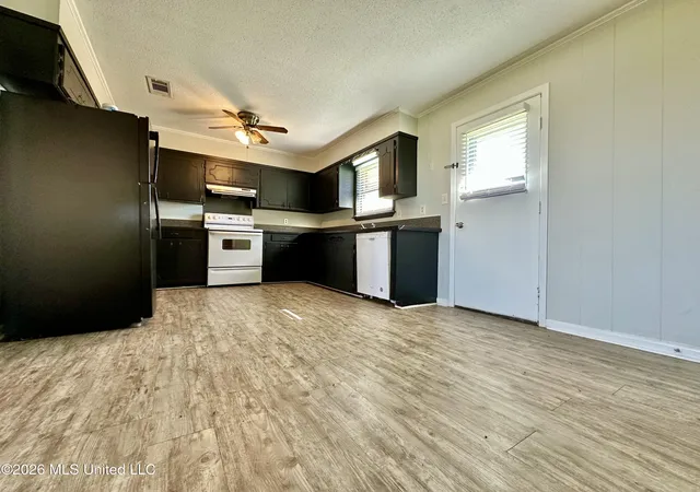 5th image of 4363 Eagle Lake Shore Rd, Vicksburg, MS 39183 | MLS# 4144530