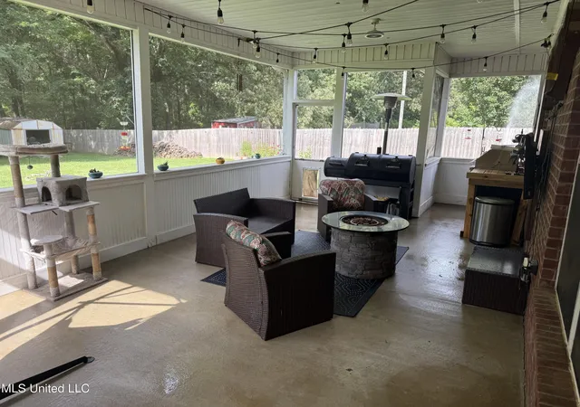 Photo 3 of Sale Pending at 25 Dry Fld Rd, Byhalia, MS 38611 | MLS# 4144538 | Listing updated on 2026-04-11