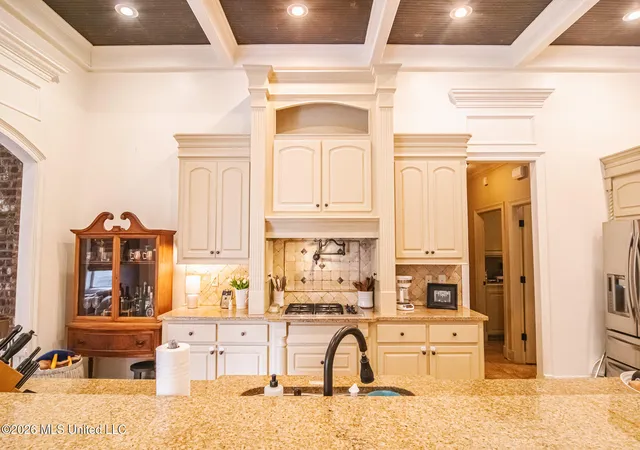 Photo 3 of Single family home for sale at 1612 E Northside Dr, Jackson, MS 39211 | MLS# 4144688 | Listing updated on 2026-08-31