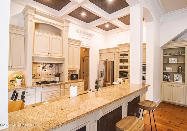 Photo 4 of Single family home for sale at 1612 E Northside Dr, Jackson, MS 39211 | MLS# 4144688 | Listing updated on 2026-08-31
