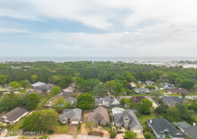 51st image of 2575 Rue Palafox, Biloxi, MS 39531 | MLS# 4144799