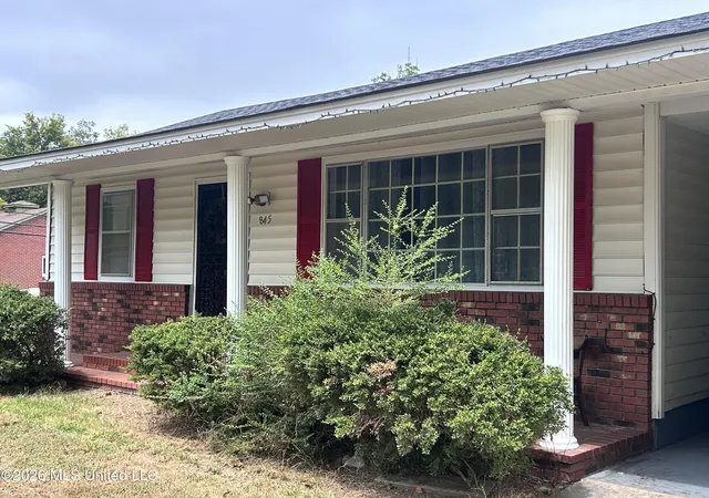 2nd image of 845 Lynn Ave, Clarksdale, MS 38614 | MLS# 4145878