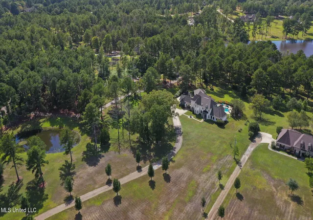 Homes for sale in Canton, MS | 131 Lakeshire Pkwy, Canton, MS 39046 | MLS# 4144745