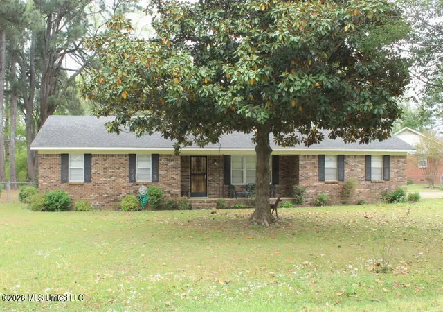 Homes for sale in Olive Branch, MS | 5011 Katherine Dr, Olive Branch, MS 38654 | MLS# 4144773